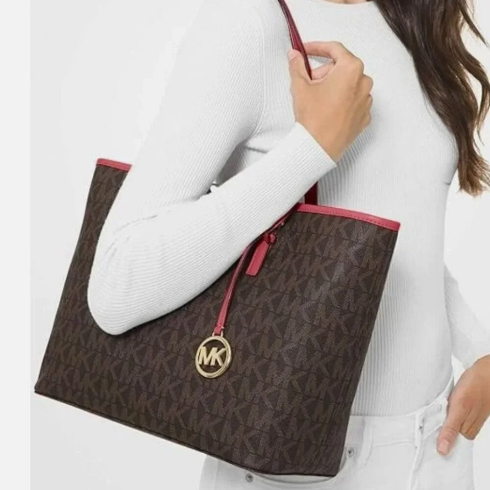 Michael Kors Jet Set Charm Tote in Flame
